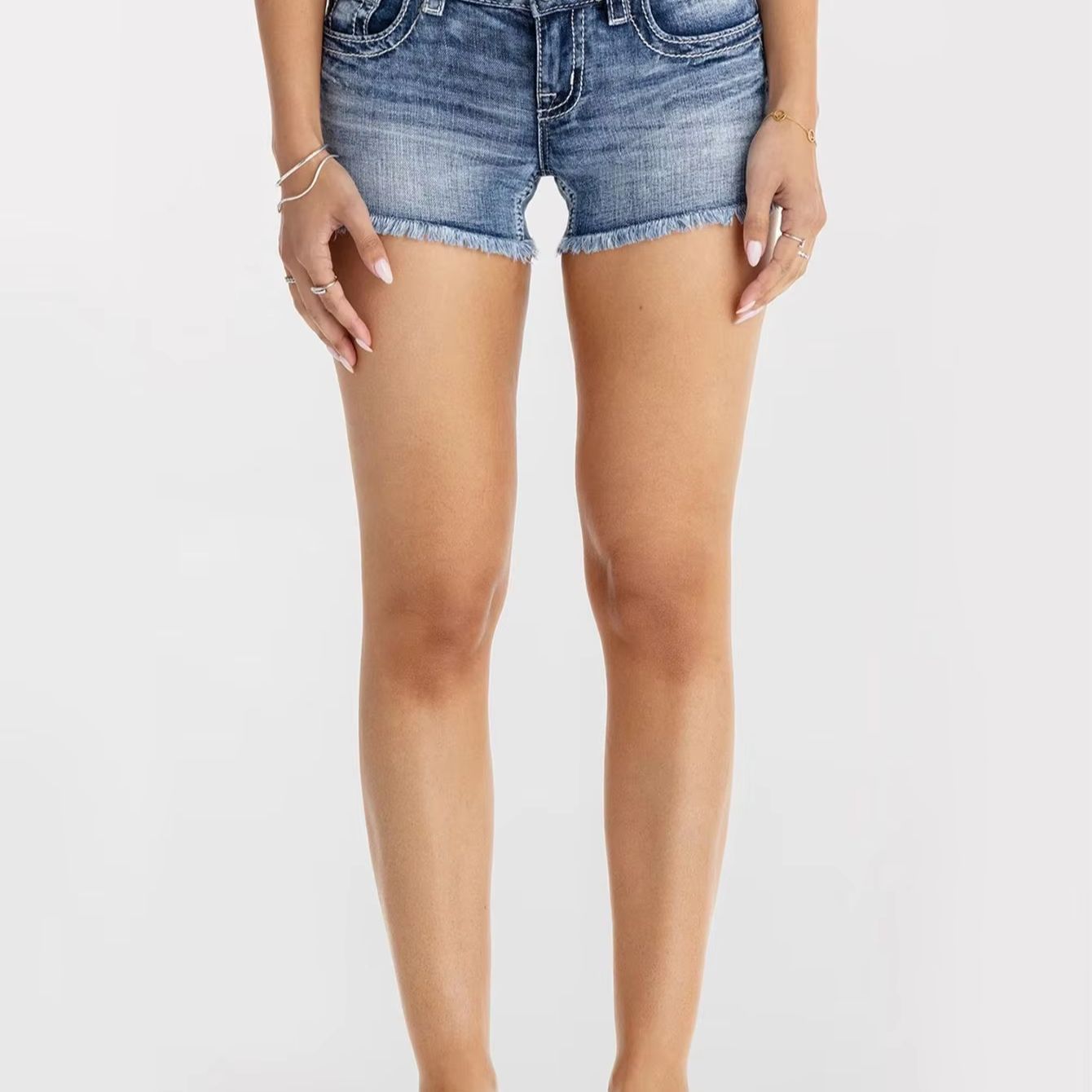 Women Clothes Butterfly Rhines – обзор и цена Shorts Denim Frayed